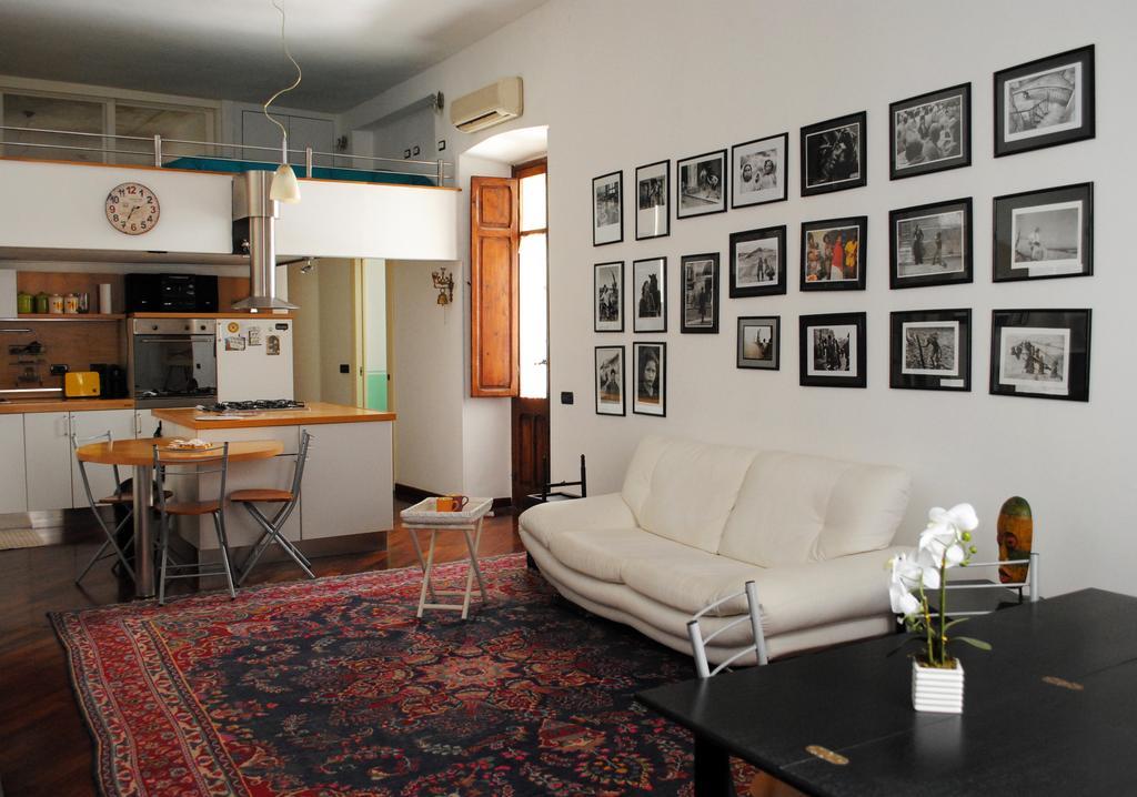 Izzhome Baylle กาญารี ภายนอก รูปภาพ